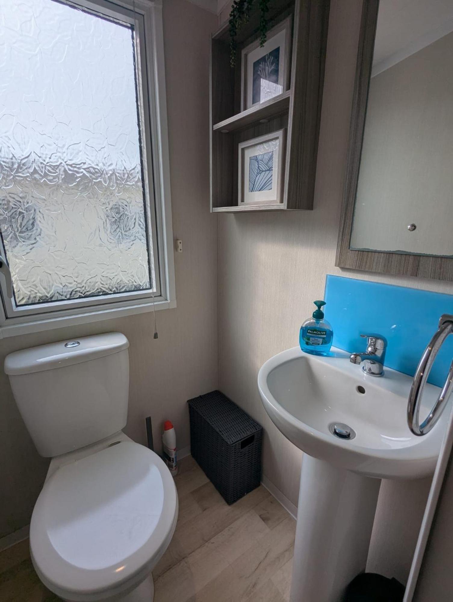 Beautifully Presented Dog Friendly Caravan On Very Popular Littlesea Holiday Haven Park Weymouth Wyke Regis Екстер'єр фото