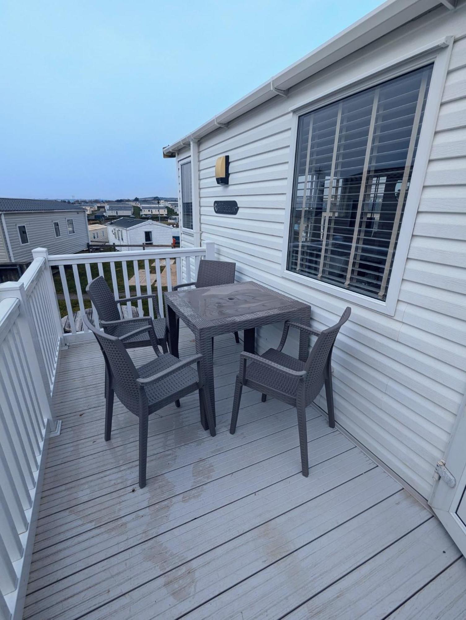 Beautifully Presented Dog Friendly Caravan On Very Popular Littlesea Holiday Haven Park Weymouth Wyke Regis Екстер'єр фото