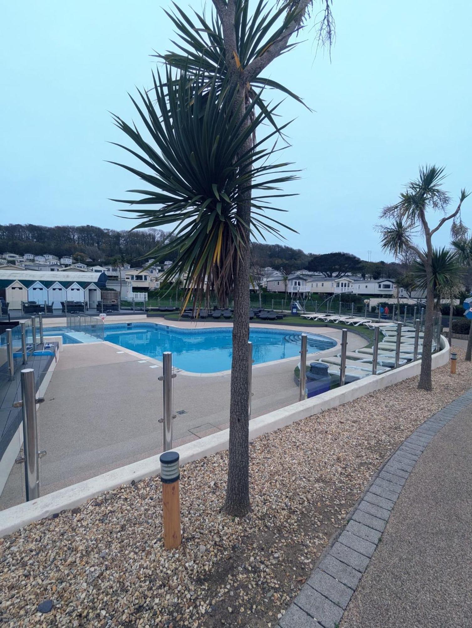Beautifully Presented Dog Friendly Caravan On Very Popular Littlesea Holiday Haven Park Weymouth Wyke Regis Екстер'єр фото